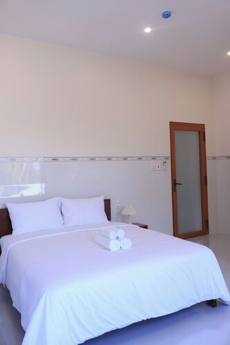 Prospera - Hòn Sơn Beachfront Hotel 