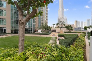 Property grounds - FIRST CLASS |1BR| Elegance with Burj Khalifa View (Downtown)