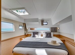 Room - Sun-Kissed Sailing Adventure in Isla de Mahe, Seychelles (Mahe)