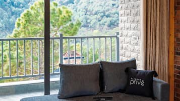 Luxury Villa | Living area