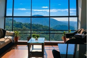 Living area - Best Resort in Kuttikanam | Scenic Hilltop Stay at Kuttikanam Castle (Kuttikkanam)