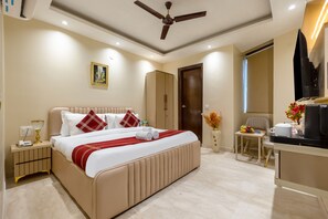 Room - Hotel Laffaire Select (Delhi)