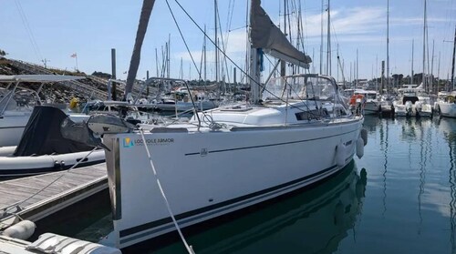 Sun-Kissed Sailing to Costa Esmeralda: A Beach Lover's Dream