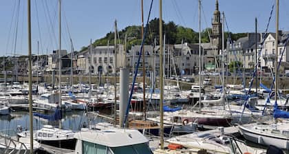 Sun-Kissed Sailing to Costa Esmeralda: A Beach Lover's Dream