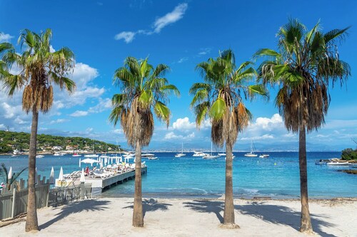 Sun-Kissed Sailing Adventure in Playa de Juan-les-Pins