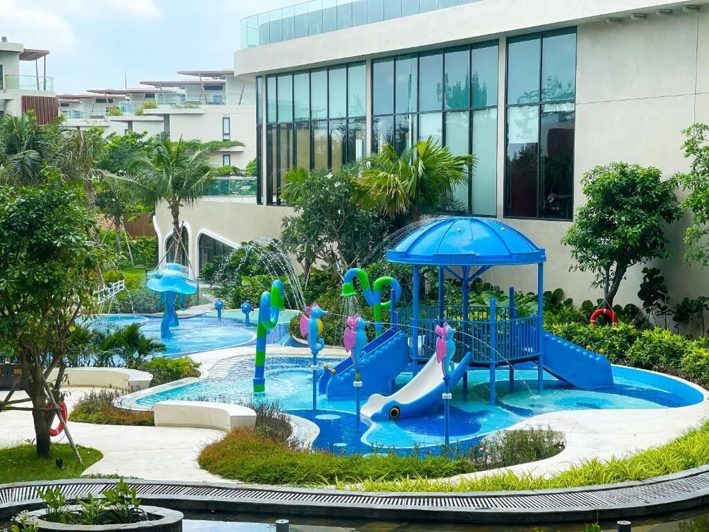 Hồ bơi