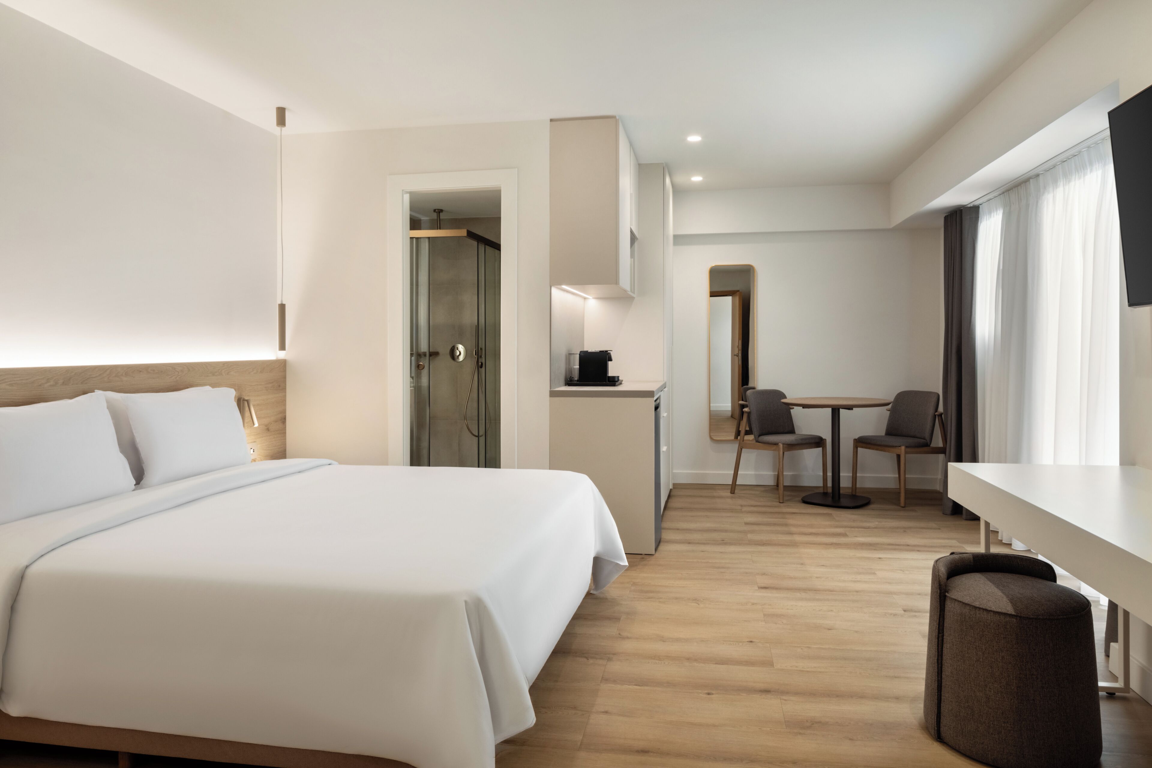 Superior Room, 1 King Bed with Sofa bed (Double/Twin) | In-room safe, desk, laptop workspace, soundproofing