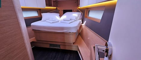 2 bedrooms