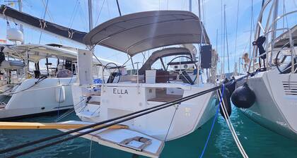 Sun-Kissed Sailing Adventure in Sibenik, Croatia