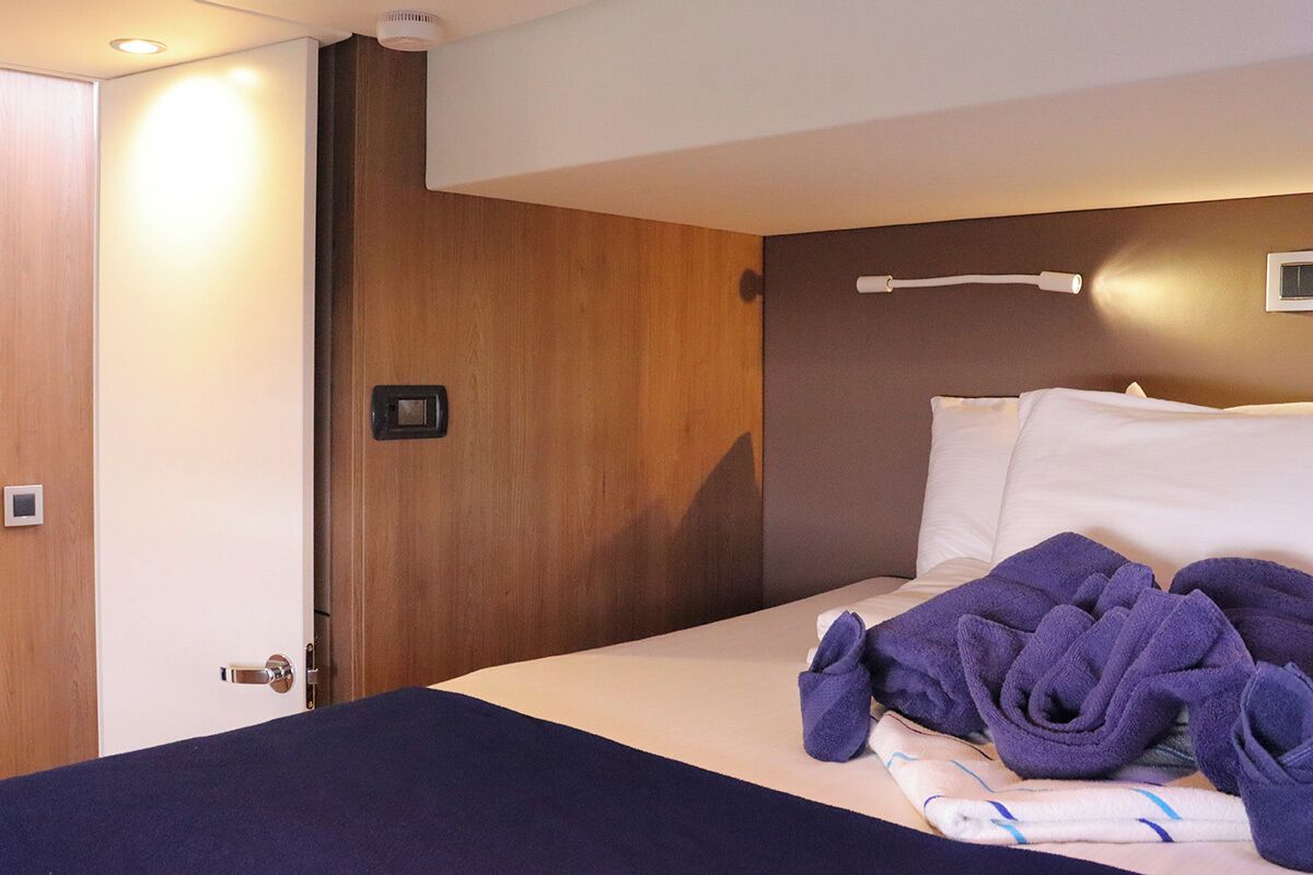 6 bedrooms, iron/ironing board