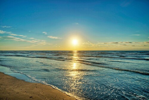 Steps to Beach + Boardwalk | 2 Pools + Pickleball Access | Gulf View Efficiency