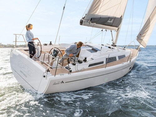 Sun-Kissed Sailing Adventure to Viejo Puerto