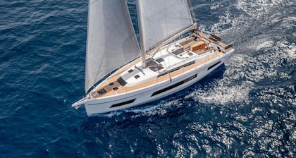 Sun-Kissed Sailing Adventure to Viejo Puerto from Marseille