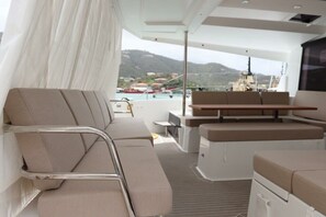 Terrace/patio - Caribbean Dream: Sun-soaked Sailing Adventure from Tortola, Islas Vírgenes Británicas (Road Town)