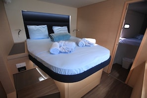 5 chambres, fer et planche Ă repasser