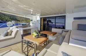 Outdoor dining - Sun-Kissed Sailing Adventure in the Saronic Islands (Elliniko)