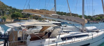 Sun-Kissed Sailing Adventure in Córcega