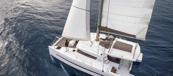 Sun-Kissed Sailing Adventure in Córcega