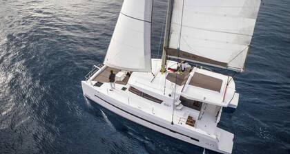 Sun-Kissed Sailing Adventure in CĂłrcega