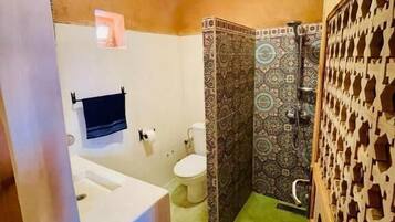 Comfort Triple Room, Pool View | Bathroom | Separate bathtub and shower