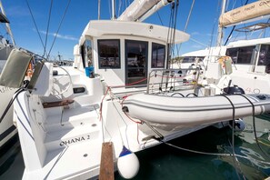 Marina - Sun-Kissed Sailing Adventure in Provence-Alpes-Côte d'Azur (Saint-Mandrier-sur-Mer)