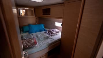 5 slaapkamers, een strijkplank/strijkijzer