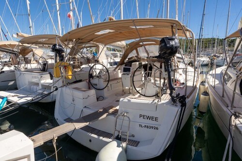 Sonnenverwöhntes Segelabenteuer in der Provence-Alpes-Côte d'Azur