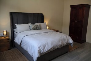 WiFi, bed sheets