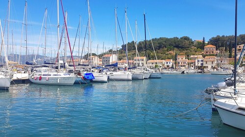 Sun-Kissed Sailing Adventure in Provence-Alpes-Côte d'Azur