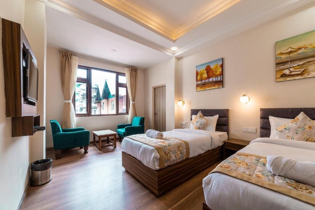 Quarto duplo luxo, vista para a cidade