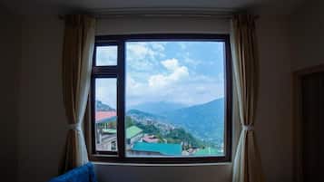 Dobbeltrom – superior, utsikt mot høyde | Innvendig