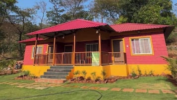 Villa, 6 chambres, accessible aux personnes à mobilité réduite, balcon | Extérieur