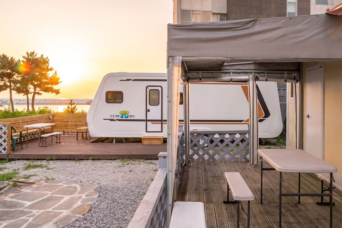 Basic Room, 1 Bedroom (Seashell Caravan) | 1 bedroom, WiFi (free)