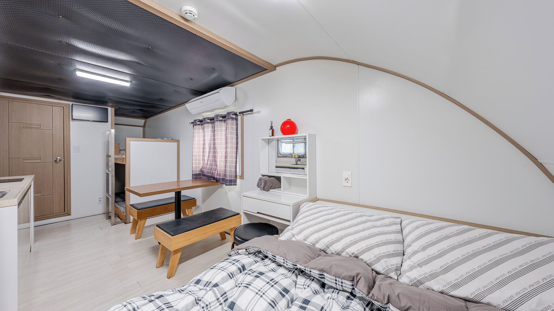 Basic Room, 1 Bedroom (Caravan 2) | 1 bedroom, free WiFi