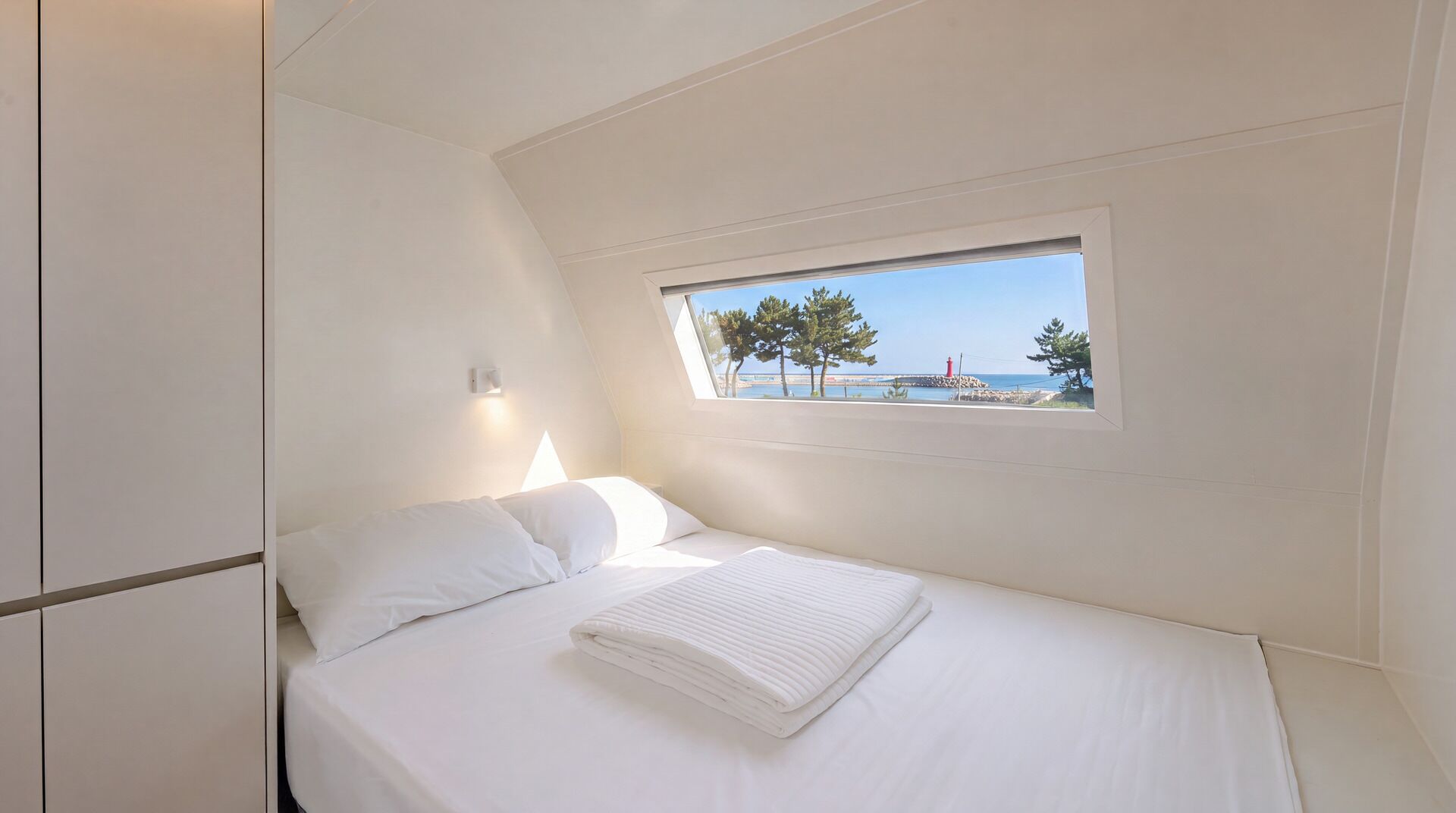 Basic Room, 1 Bedroom (Ocean View New Caravan 2) | 1 bedroom, free WiFi