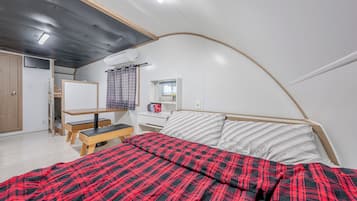 Basic Room, 1 Bedroom (Caravan 5) | 1 bedroom, free WiFi