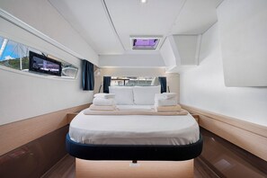 2 Schlafzimmer, Bügeleisen/Bügelbrett
