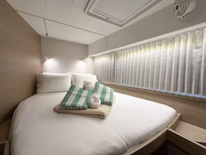 4 Schlafzimmer, Bügeleisen/Bügelbrett
