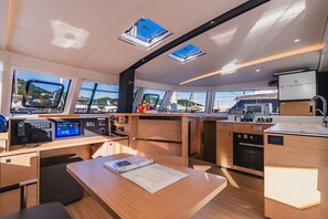 Private kitchen - Caribbean Dream: Sun-soaked Sailing Adventure from Tortola, Islas Vírgenes Británicas (Road Town)