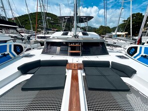 Property grounds - Caribbean Dream: Sun-soaked Sailing Adventure from Tortola, Islas Vírgenes Británicas (Road Town)