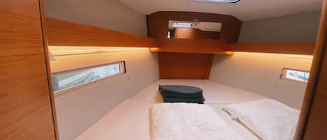 2 bedrooms