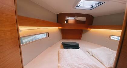 Sun-Kissed Sailing Adventure to Viejo Puerto from Marseille