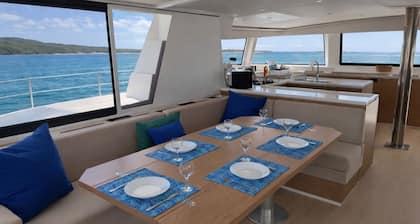 Caribbean Dream: Sun-soaked Sailing Adventure from Tortola, Islas Vírgenes Británicas