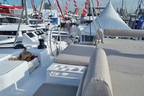 Property grounds - Caribbean Dream: Sun-soaked Sailing Adventure from Tortola, Islas Vírgenes Británicas (Road Town)