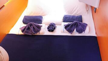 6 chambres, coffres-forts dans les chambres