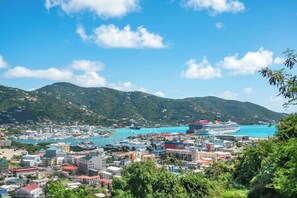 Miscellaneous - Caribbean Dream: Sun-soaked Sailing Adventure from Tortola, Islas Vírgenes Británicas (Road Town)