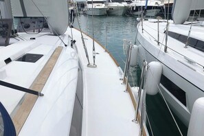 Marina - Sun-Kissed Sailing Adventure in the Saronic Islands (Elliniko)