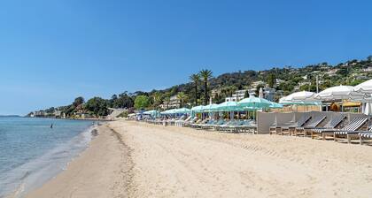 Sonnenverwöhntes Segelabenteuer in der Provence-Alpes-Côte d'Azur