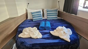 3 bedrooms, iron/ironing board - Sun-Kissed Sailing: A Caribbean Beach Experience from Islas Vírgenes de Estados Unidos, Santo Tomás (St Thomas)