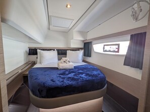 2 Schlafzimmer, Bügeleisen/Bügelbrett